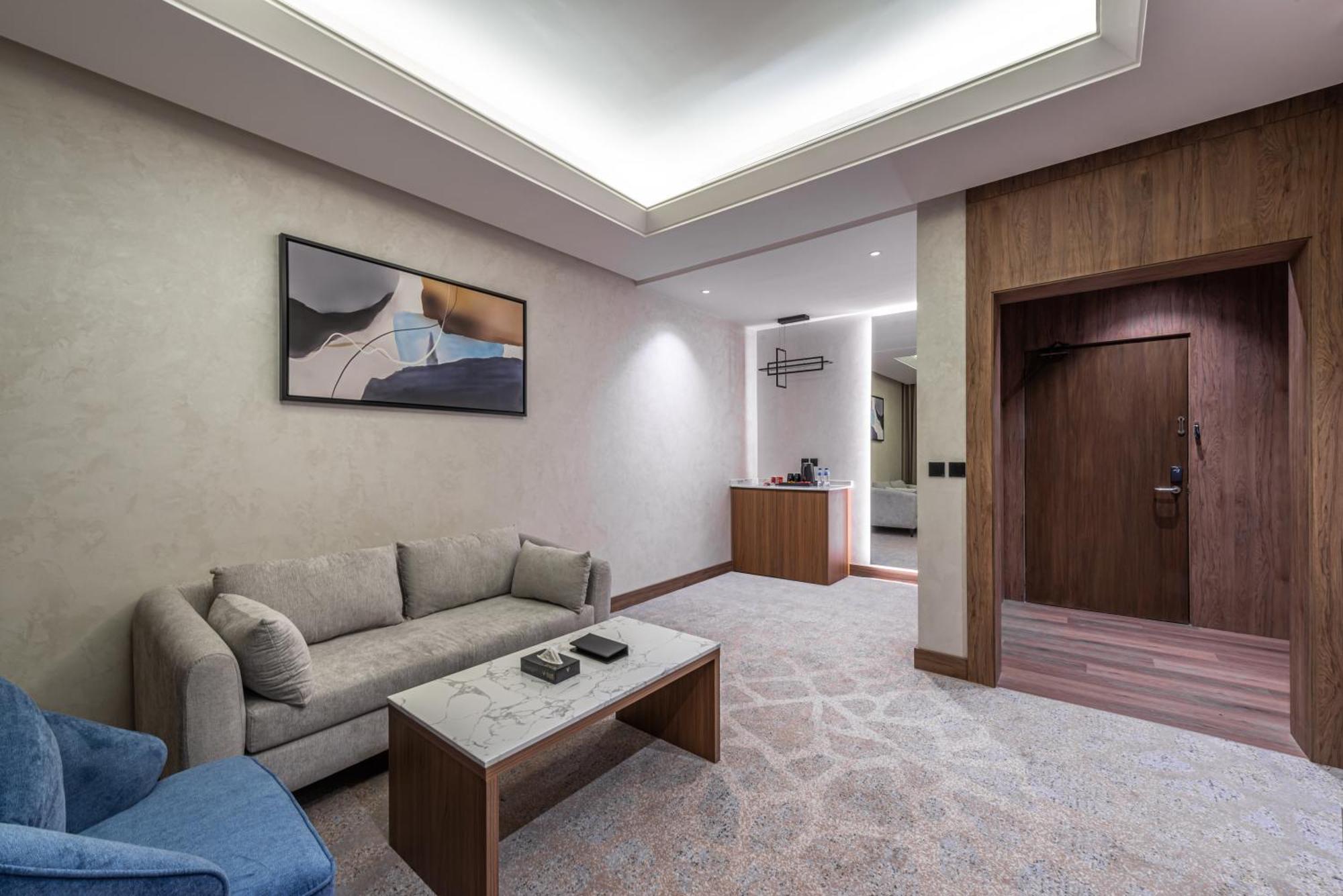 Voyage Hotel & Suites Riyadh Exterior photo